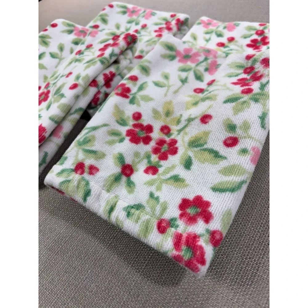 Laura Ashley  TIERNEY BERRY Floral Fingertip Towels Set of 4 RARE FIND